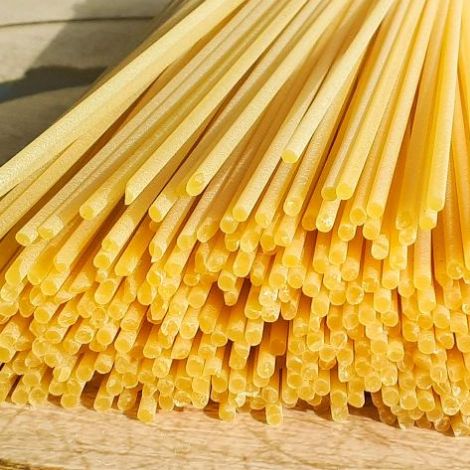 Spaghetti-Bronzestempel, handwerkliche Herstellung von Carla Latini